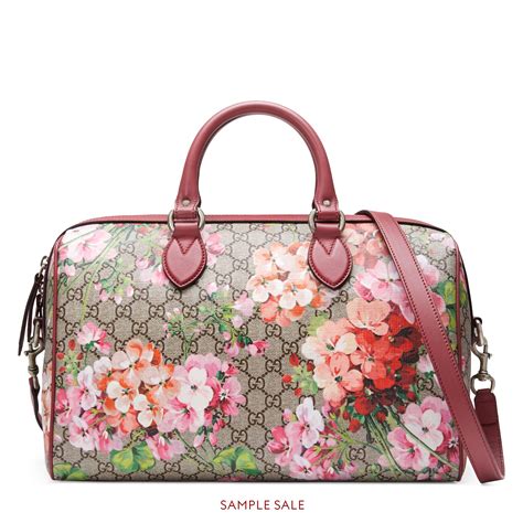 gucci blooms gg supreme top handle bag|GG Supreme Ophidia Medium Tote Bag .